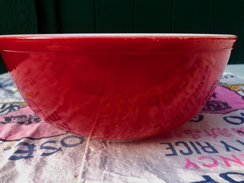 Pyrex Bright Red 4 QT. Bowl