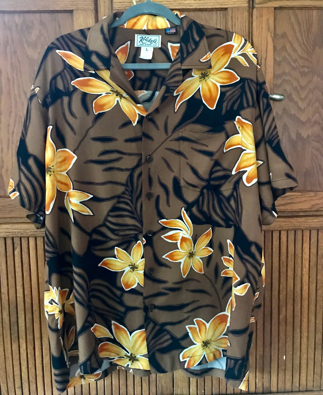 Kolekole Aloha Shirt made in Hawaii -size large