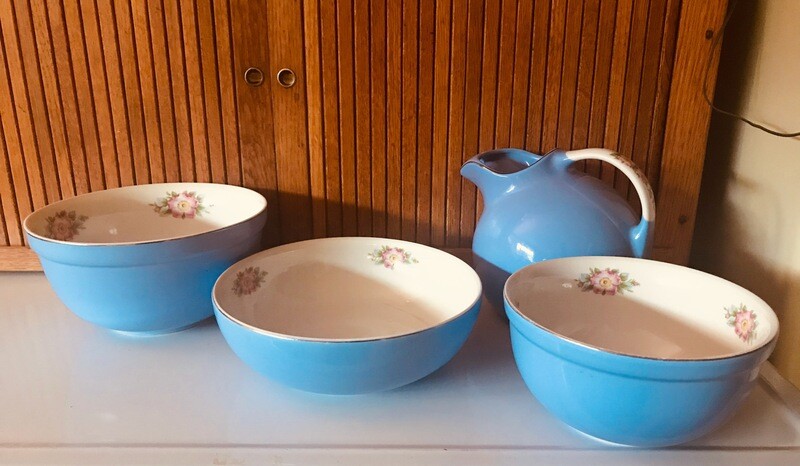 Vintage Hall&#39;s Superior Quality Kitchenware. Royal Rose Cadet Blue. 4-pieces