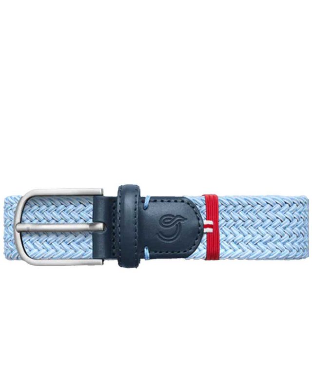 La Boucle Marbella riem lichtblauw – close-up van gesp en vlechtwerk