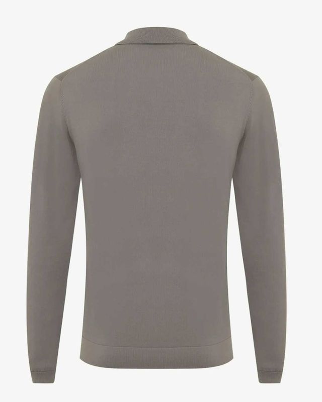 Achteraanzicht van de taupe Genti polo met lange mouw