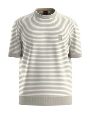 Luxe streept-shirt van Hugo Boss in beige-off-white, met logopatch en ontspannen pasvorm.