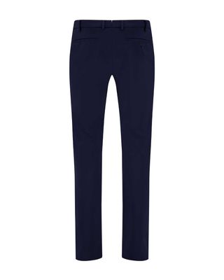 Achteraanzicht van de Berwich Morello lange broek in navy met paspelzakken