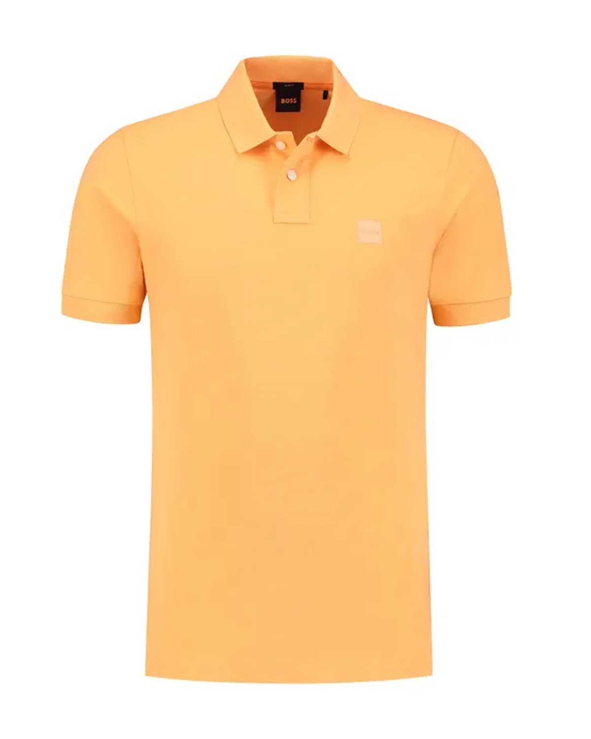 Hugo Boss polo met korte mouwen in de kleur Open Orange en subtiel logo