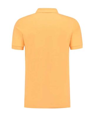 Achterkant van de Hugo Boss polo in Open Orange, met korte mouwen en klassieke kraag