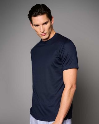 Donkerblauw DESOTO Luxury T-shirt met ronde hals en rechte pasvorm, model 71571-30 506 model
