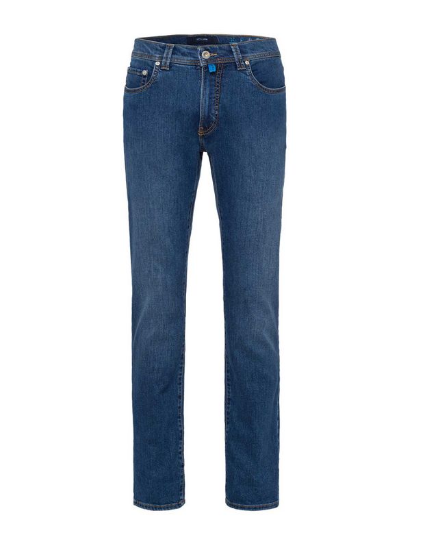 Vrijstaand beeld van Pierre Cardin FutureFlex jeans in stone washed blauw, tapered fit
