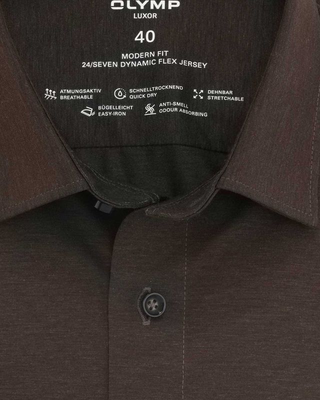 OLYMP Luxor 24/Seven overhemd modern fit 1202/64/27 in nougat, detail kraag