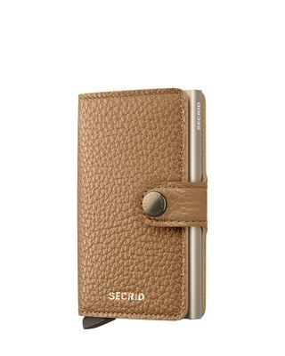 Secrid Miniwallet Pebble Cappuccino Beige – stijlvolle leren wallet bij Van den Broek Herenmode Haarlem