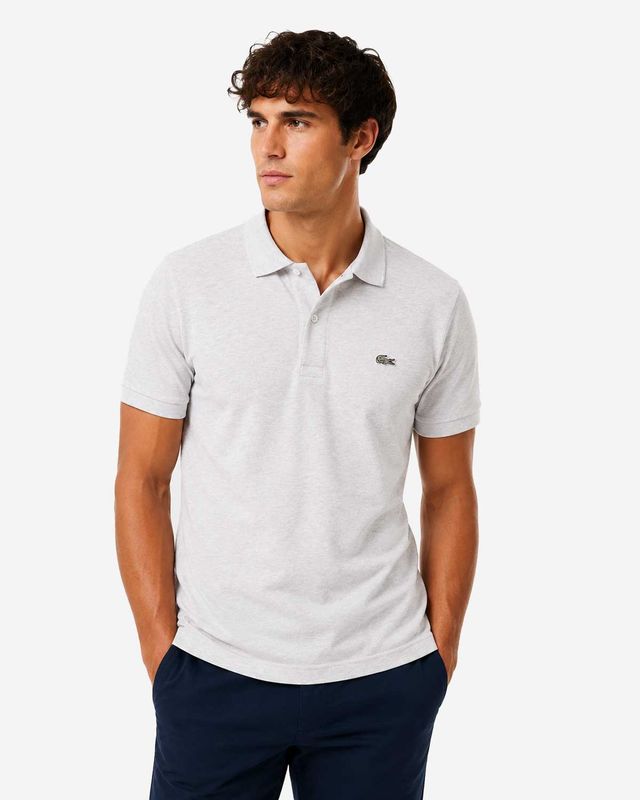 Lacoste Paris Polo PH5522-I18 lichtgrijs regular fit gedragen door model