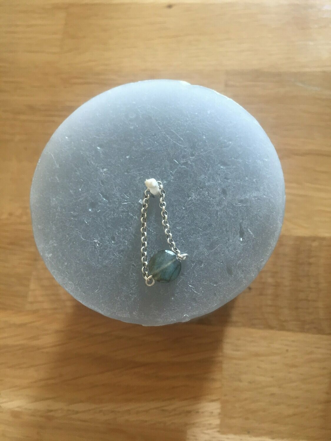 Bague chainette plaqué argent - Pierre naturelle ronde bleu grisé