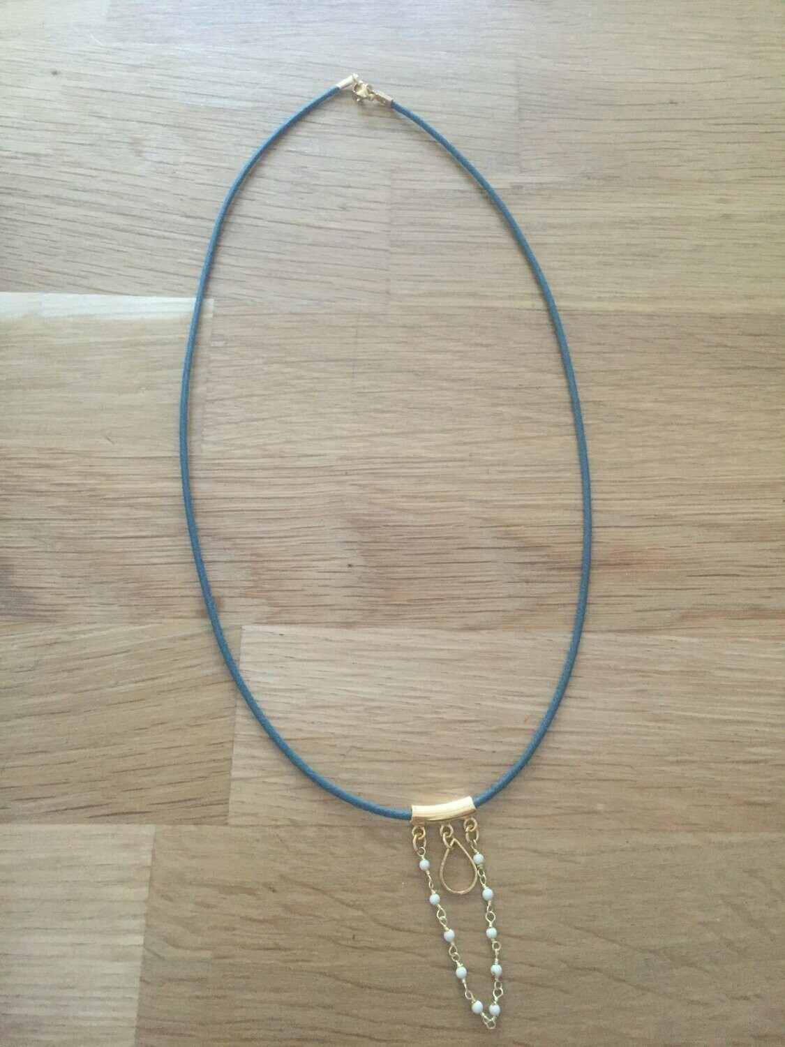 Collier cordon renforcé - bleu canard, ivoire et plaqué doré
