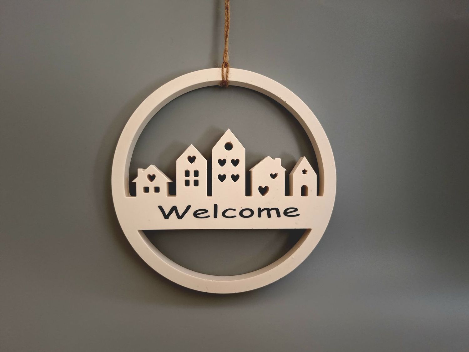 Ring mit Häusern "Welcome"