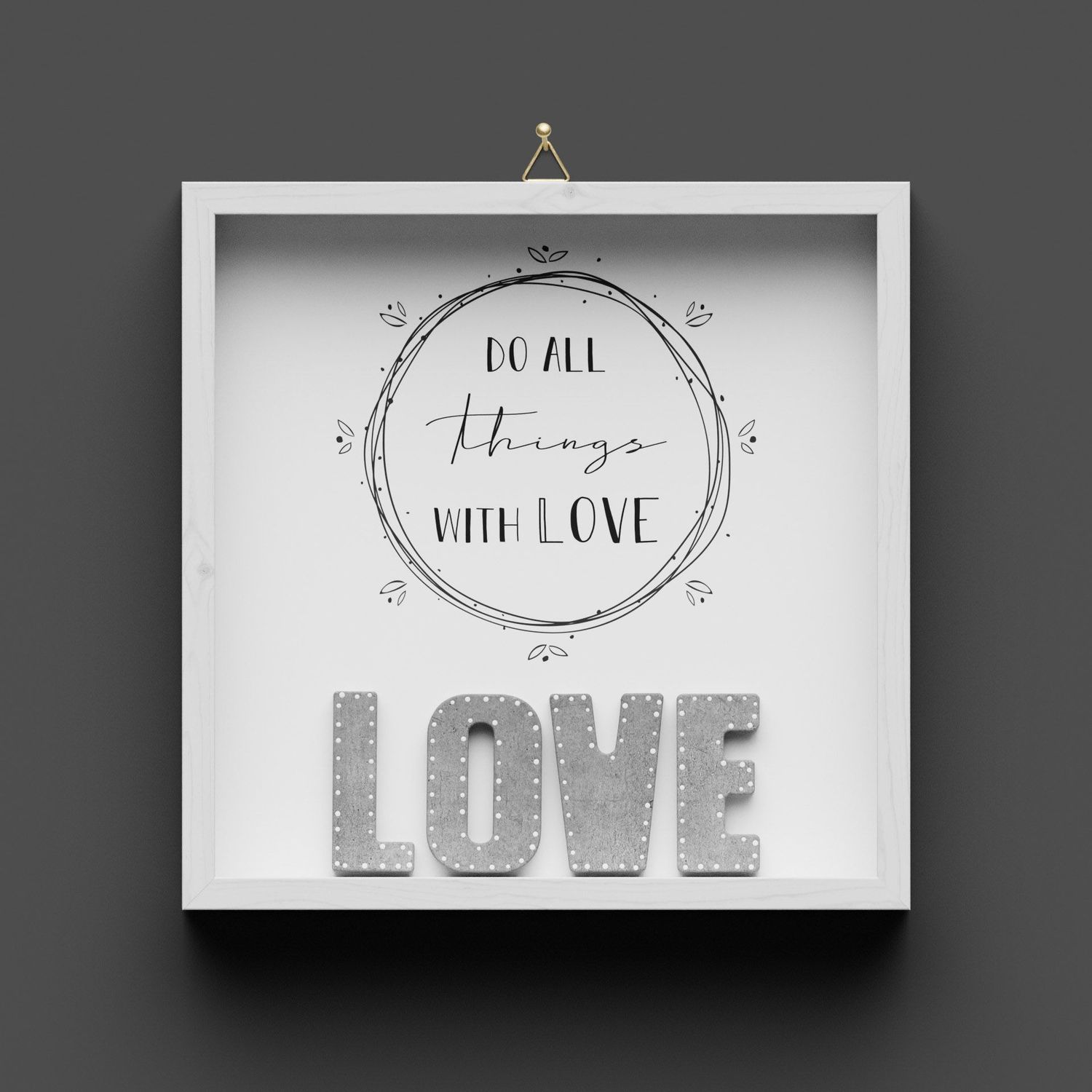 Wandbild aus Holz "LOVE" weisse Punkte