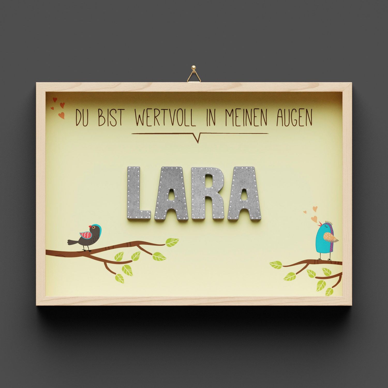 Wandbild aus Holz mit Namen gelb