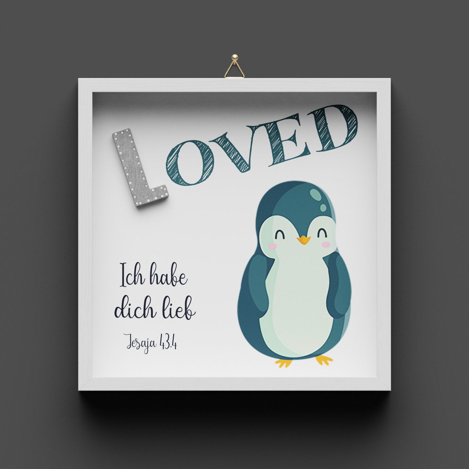 Wandbild aus Holz "LOVED" Pinguin, Jesaja 43:4, nicht personalisierbar