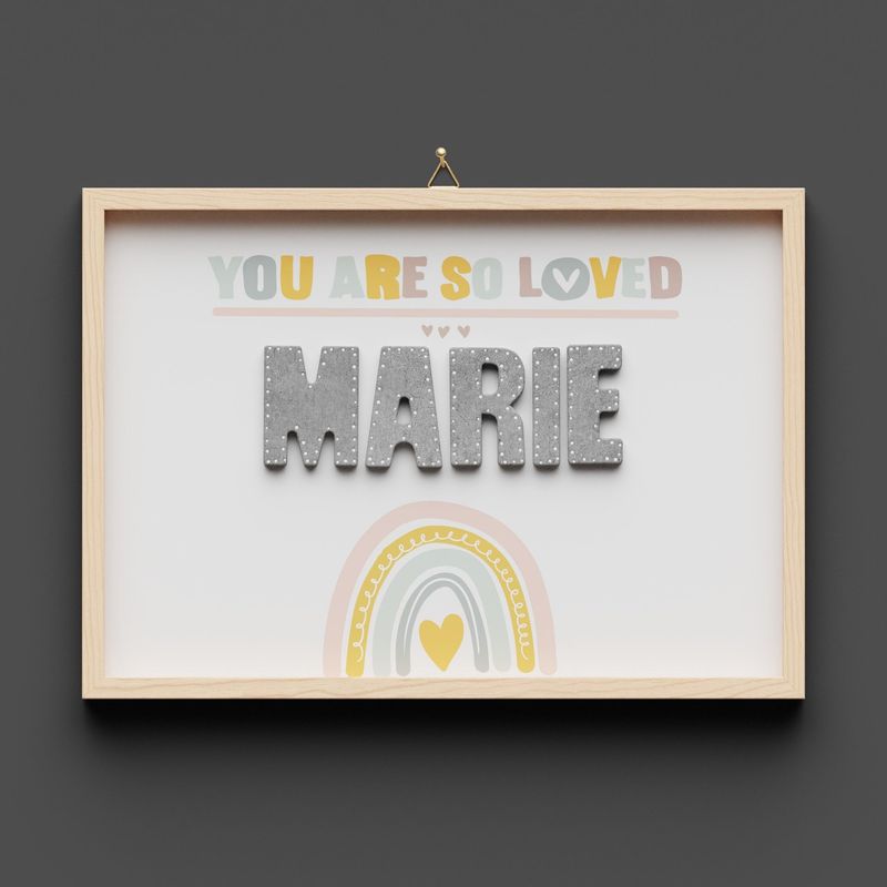 Wandbild aus Holz mit Namen personalisierbar, Regenbogen "You are so loved"