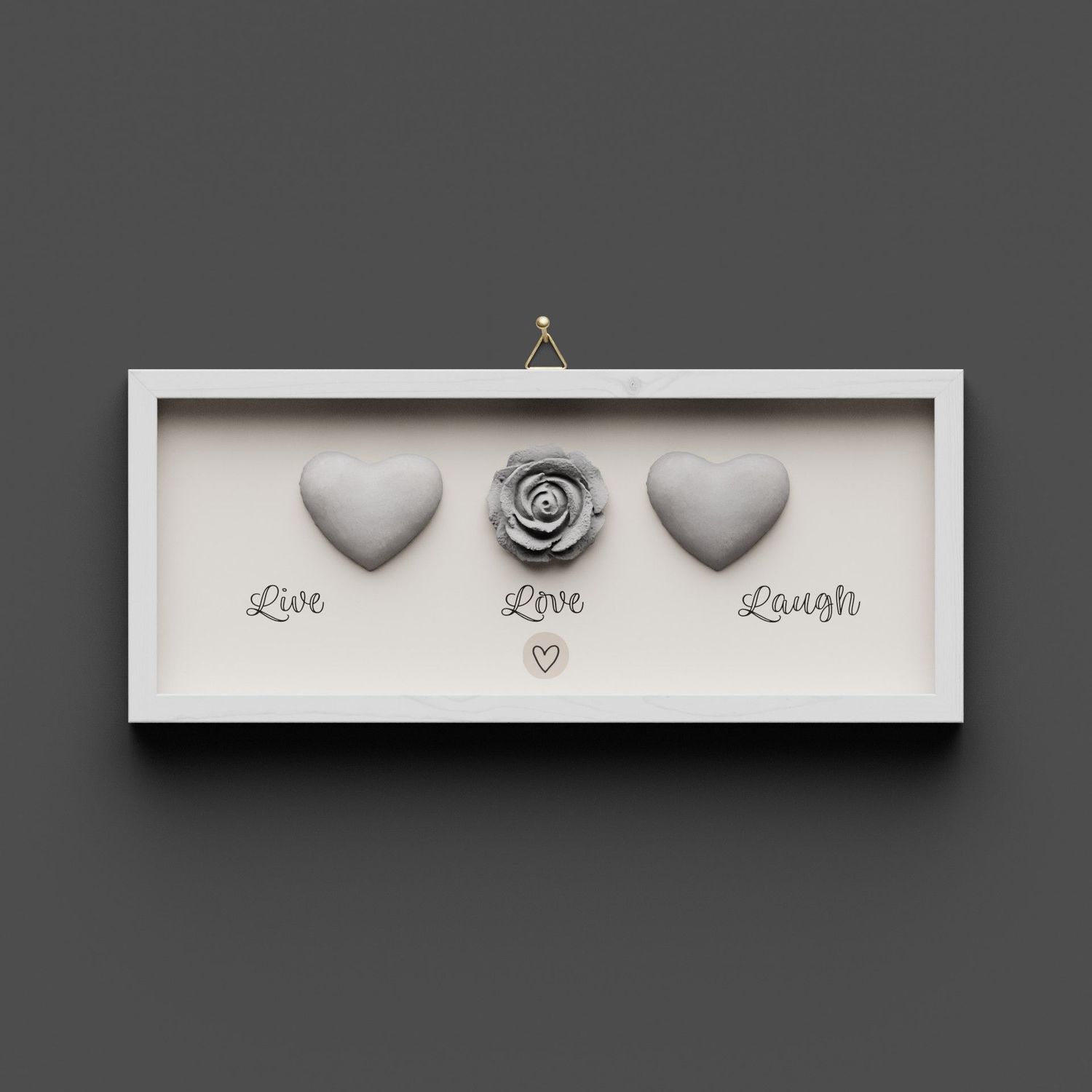 Wandbild aus Holz drei Herzen "LIVE LAUGH LOVE"