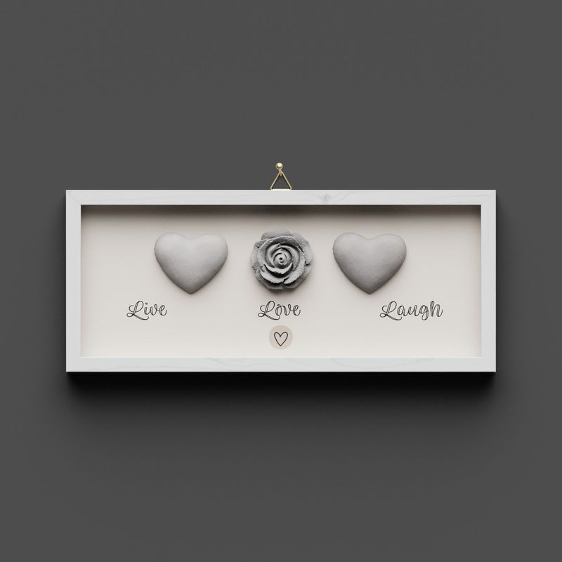 Wandbild aus Holz drei Herzen "LIVE LAUGH LOVE"