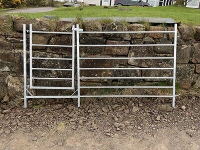 Gated Railed Sheep Hurdles