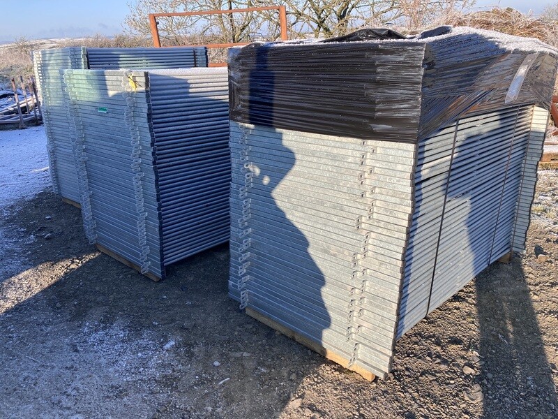 Pallet of 75 Eyed Sheep Hurdles