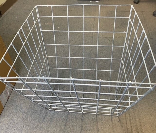 Galvanised Mesh Hay Baskets - 3-pack