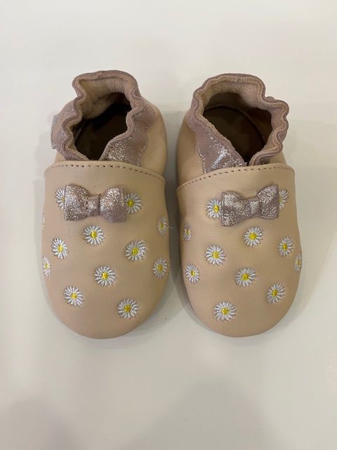 Sunny Spring Rose Pale Robeez