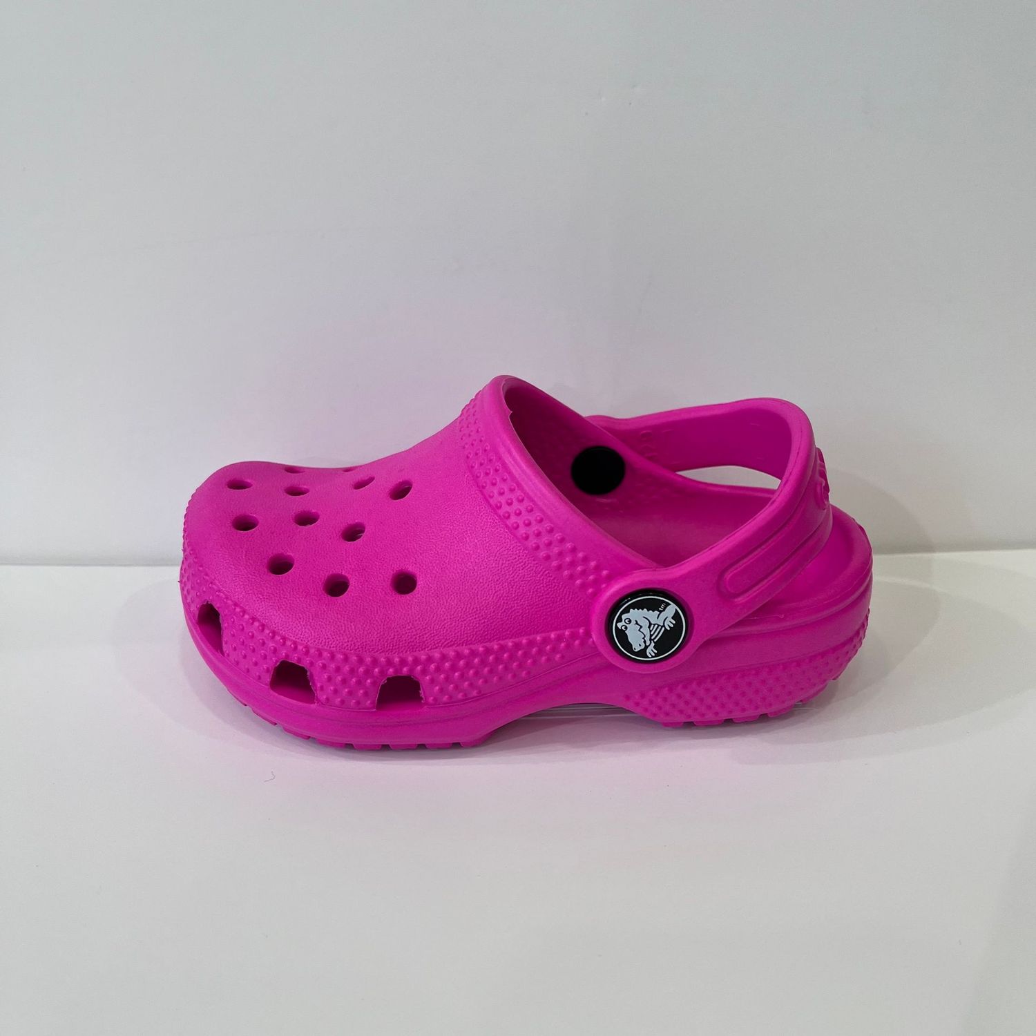 Classic fuchsia Crocs
