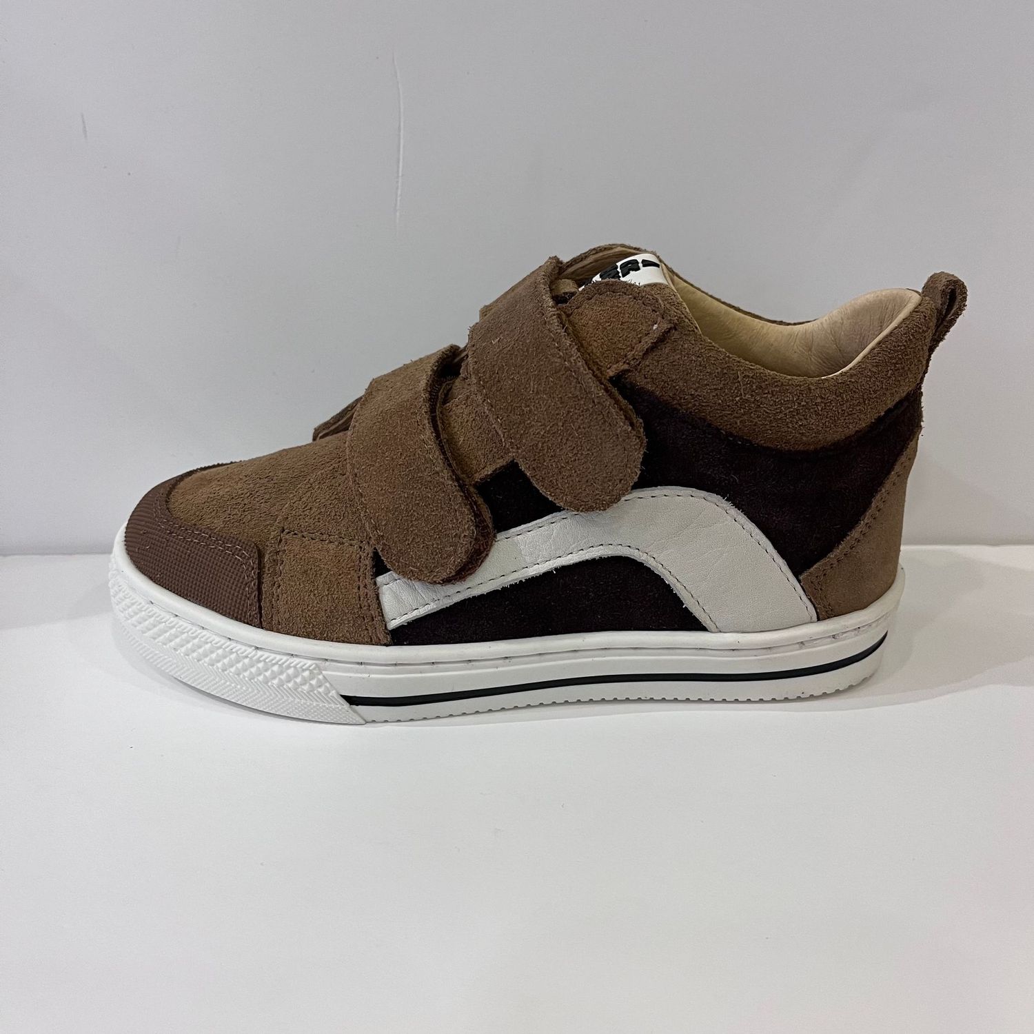 6144 Taupe Acebos