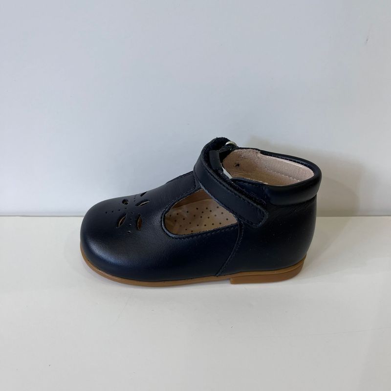 25109  Marine Beberlis