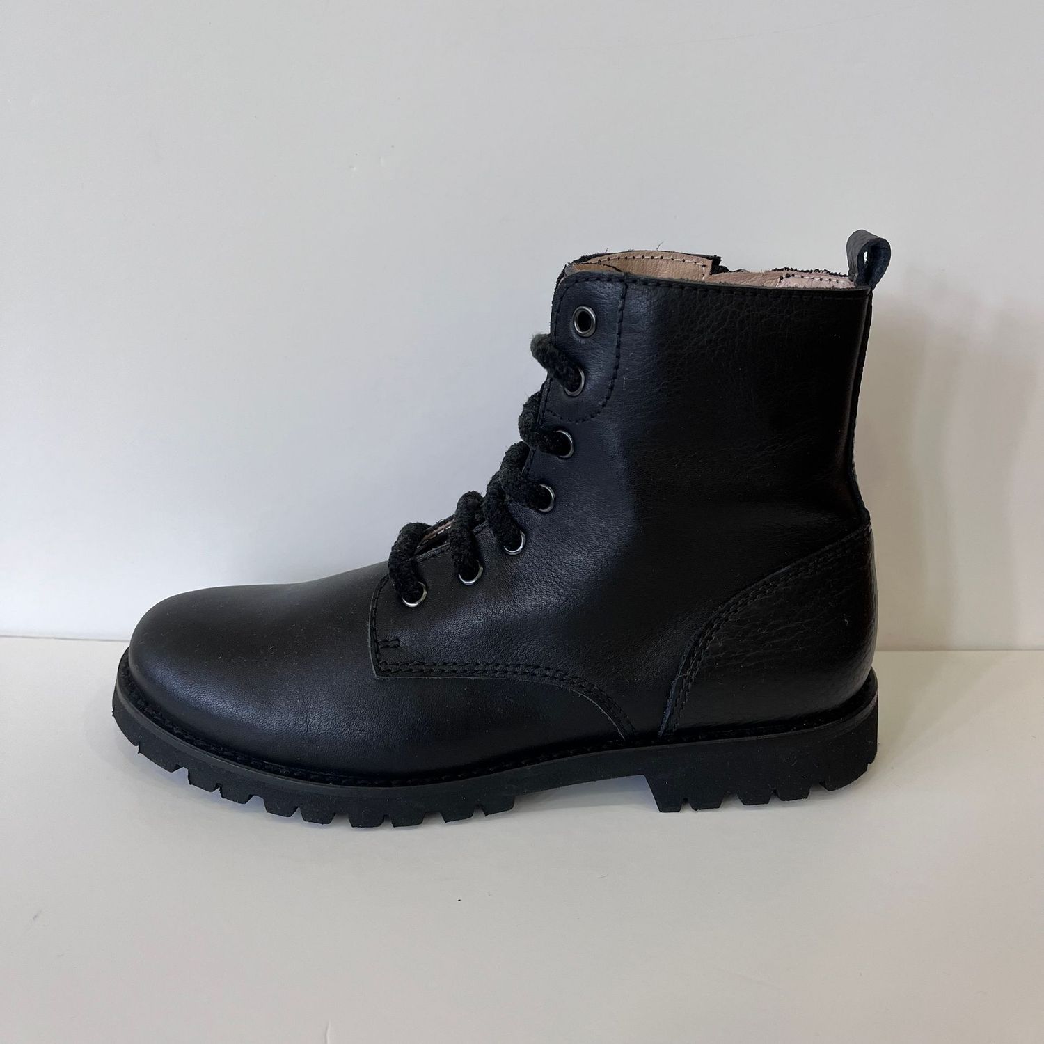 25647 Noir Beberlis