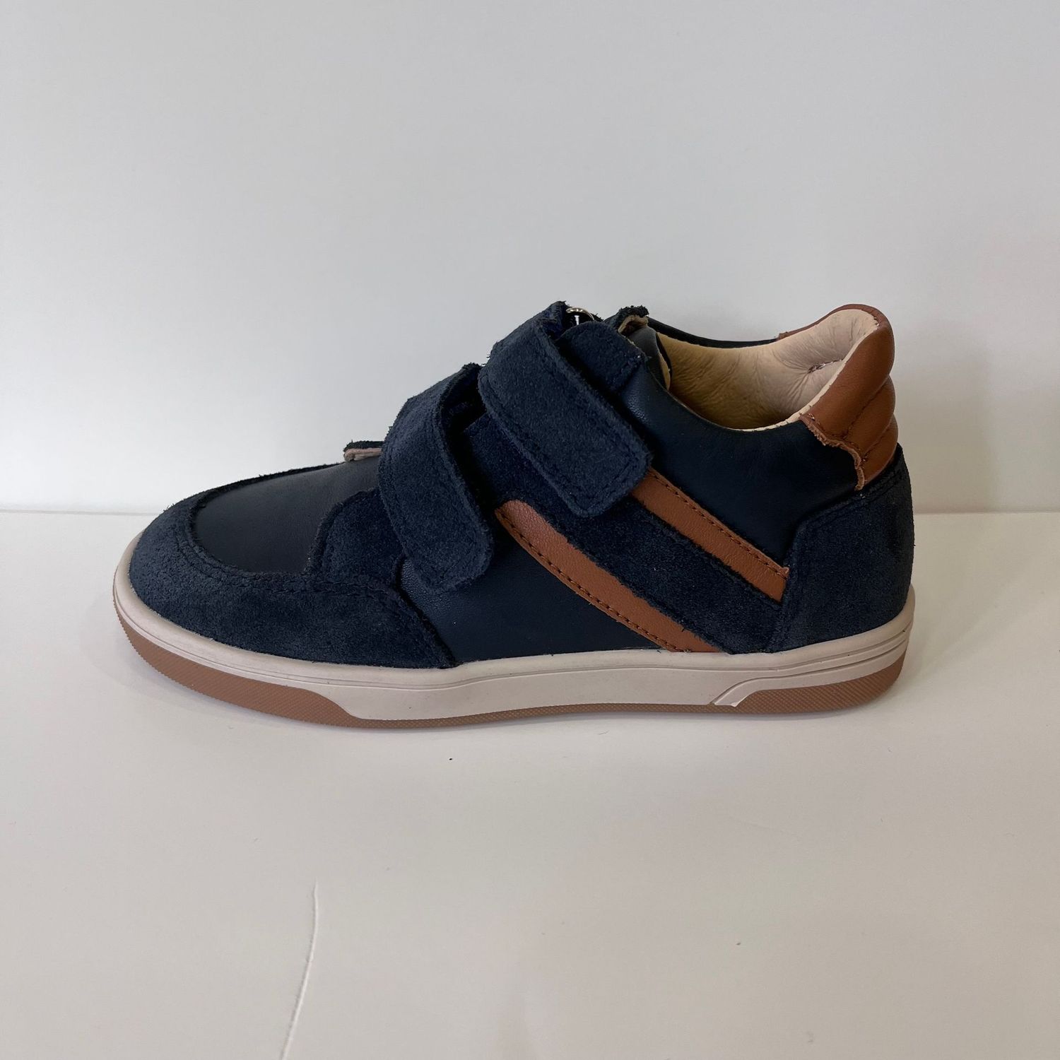 Lourson Marine/Camel Bellamy