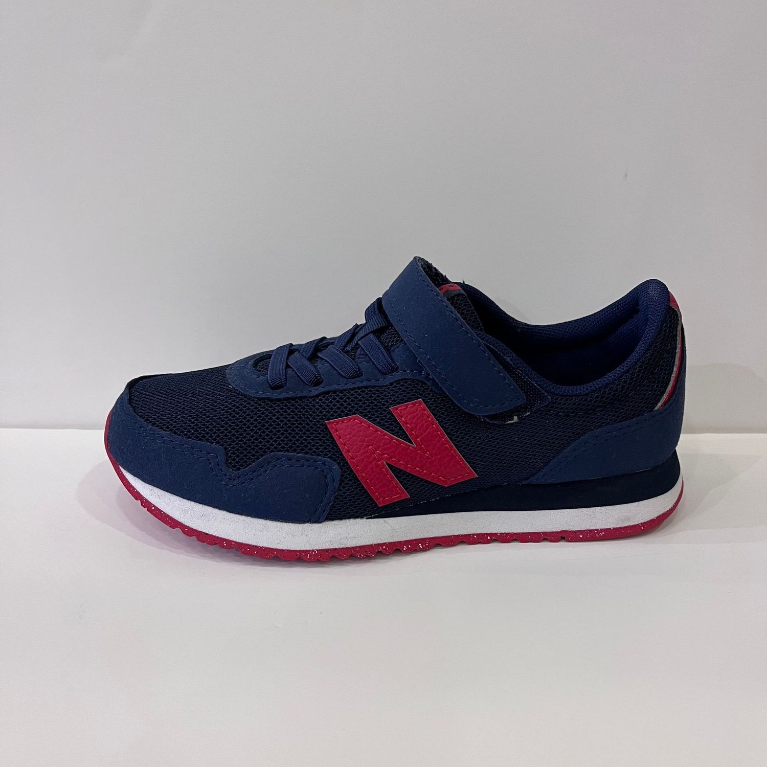 323 Marine/Rouge New Balance