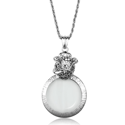 Magnifier pendant