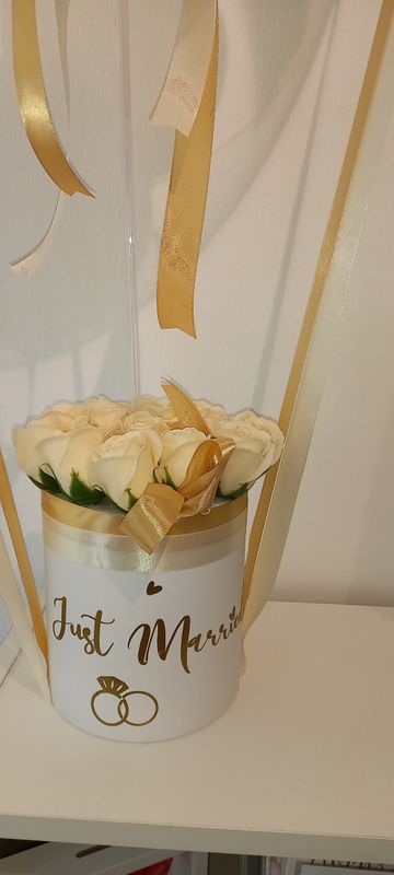 Blumenbox Blumenbox "Just Married " mit Ballon