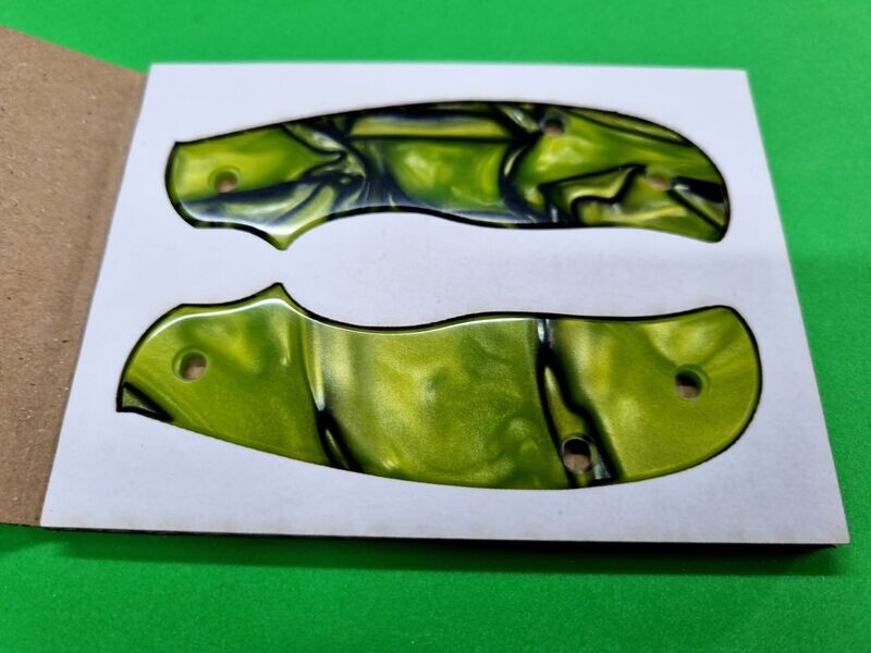 Urban Scales in 3.1mm Kirinite (Toxic Green) Urban Scales in 3.1mm Kirinite (Toxic Green)