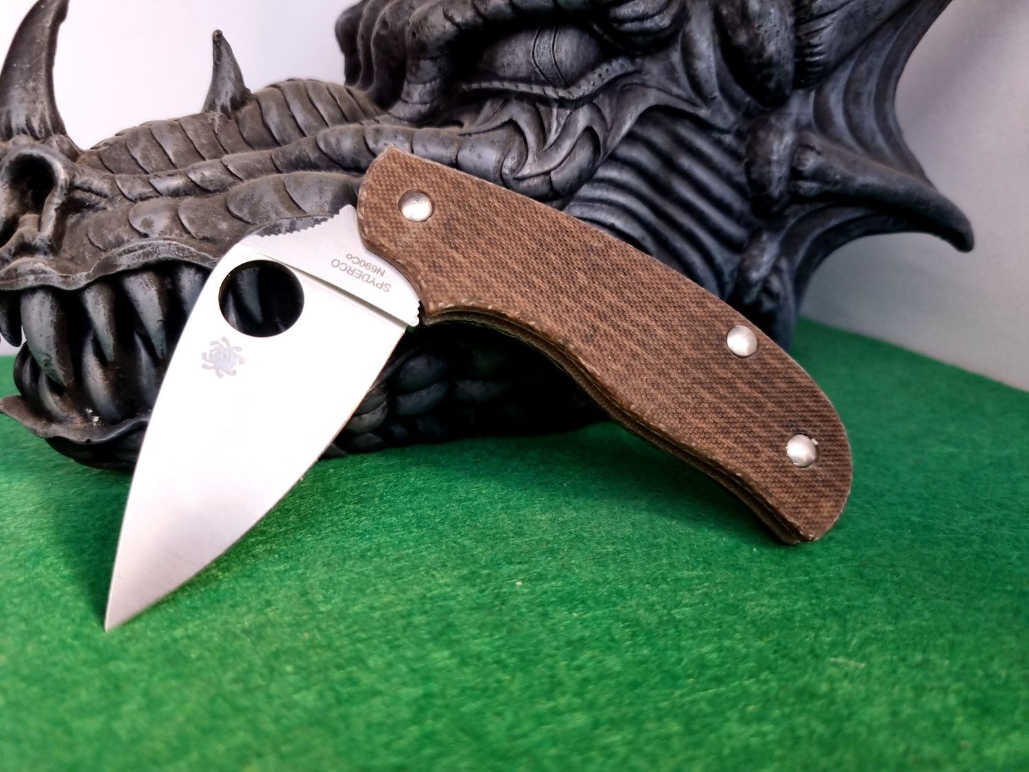 Urban Scales in 3.2mm Natural Burlap Micarta