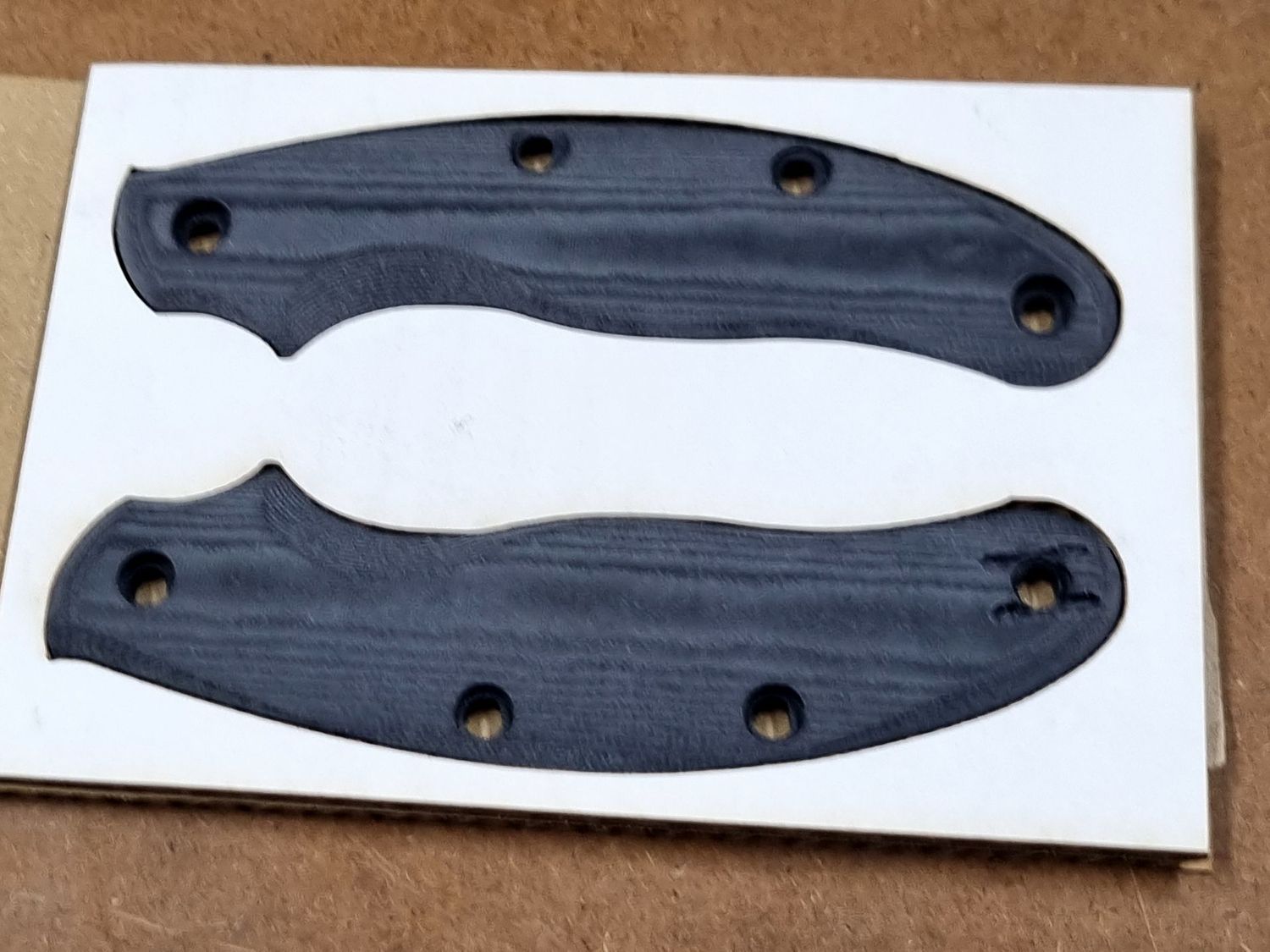 UKPK V2 Ergo 5mm 4 pin Scales in Black Linen Micarta