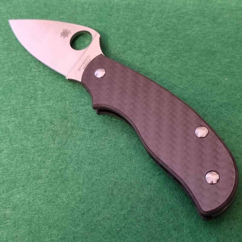 Urban Scales in 3mm Carbon Fibre (3K Twill) Urban Scales in 3mm Carbon Fibre (3K Twill)