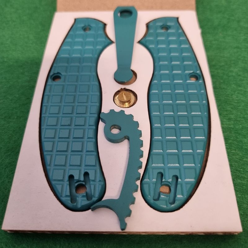 UKPK 3 pin Scales in 3.2mm Aztec Teal Ceracoated Aluminium with Frag Pattern (Set)