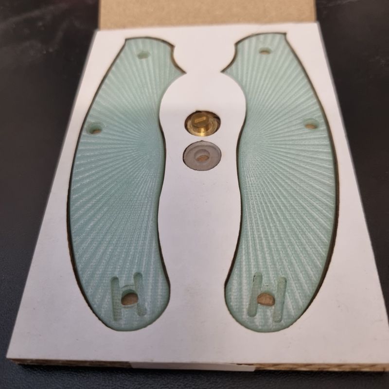 UKPK 3 pin Scales in 3mm G10 Jade Green, (VPC Stock Item)