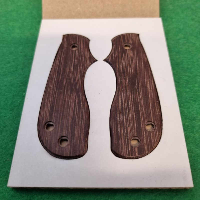Squeak V2 3.3mm Flat Scales in Gombeira (Brazil) Squeak V2 3.3mm Flat Scales in Gombeira (Brazil)