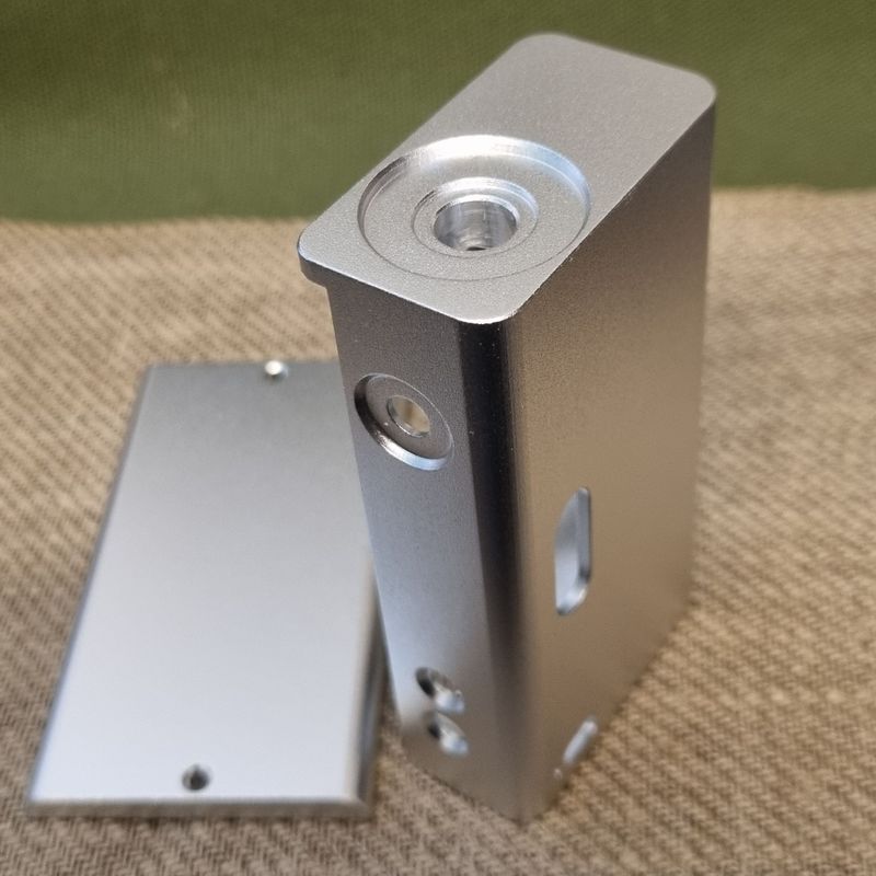 Hana Style Box Mod Kit in Silver