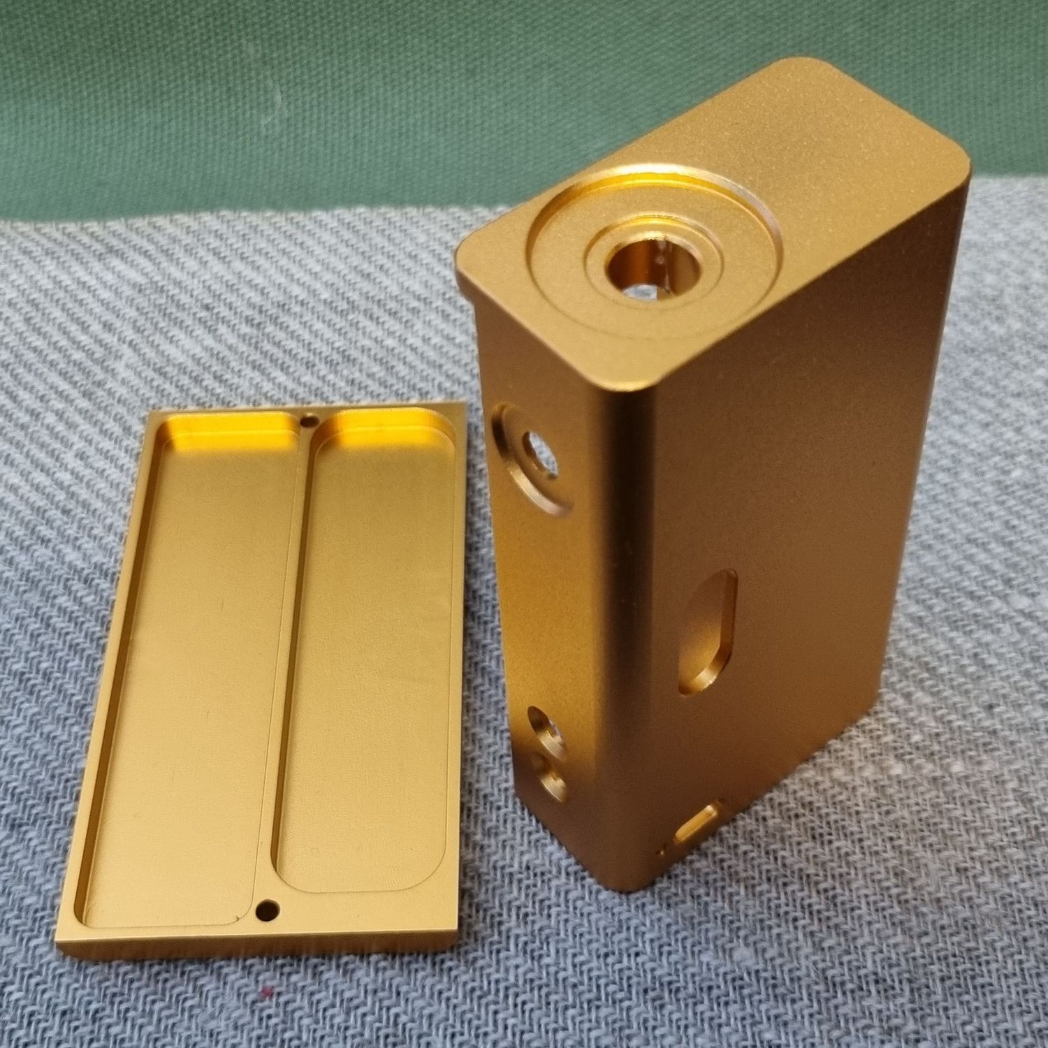 Hana Style Box Mod Kit in Orange/Golden