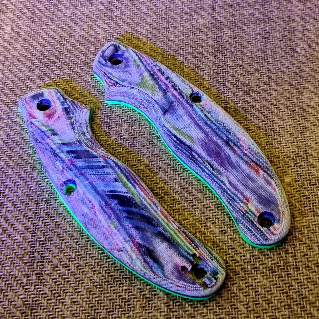 UKPK 3 Pin V2 Ergo 5mm Scales in Cotton Candy (Rainbow Sparks) Micarta with Green Glow bonded Liners