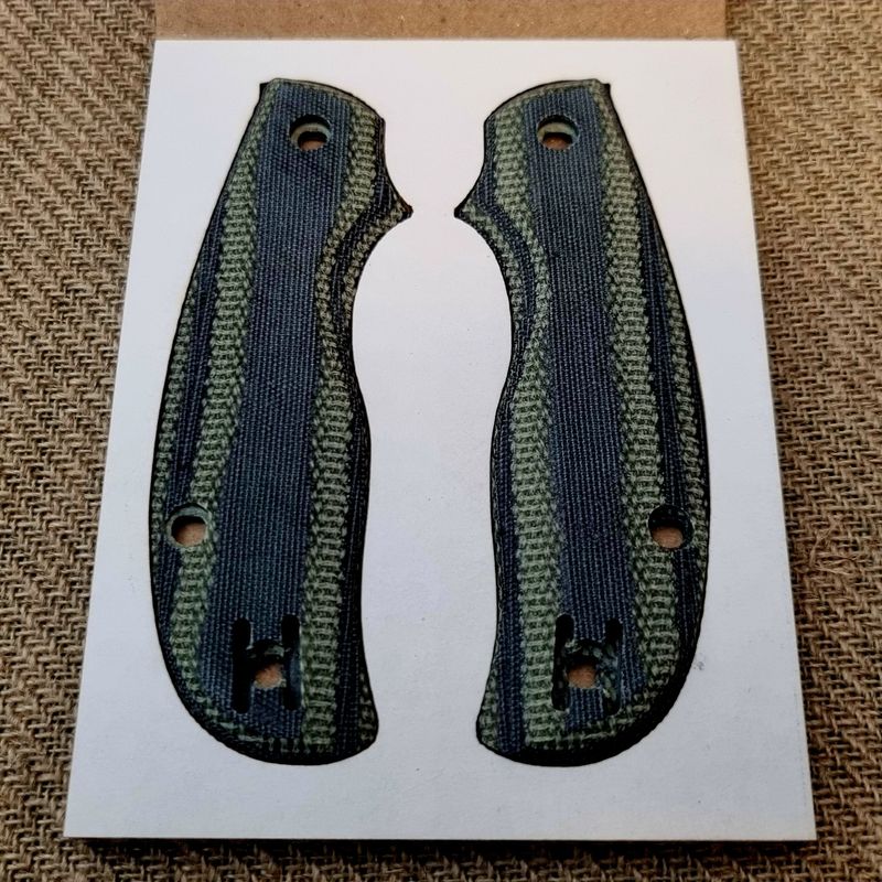 Urban V2 Ergo 5mm in Sage Green Canvas Micarta (Dark Stripe)