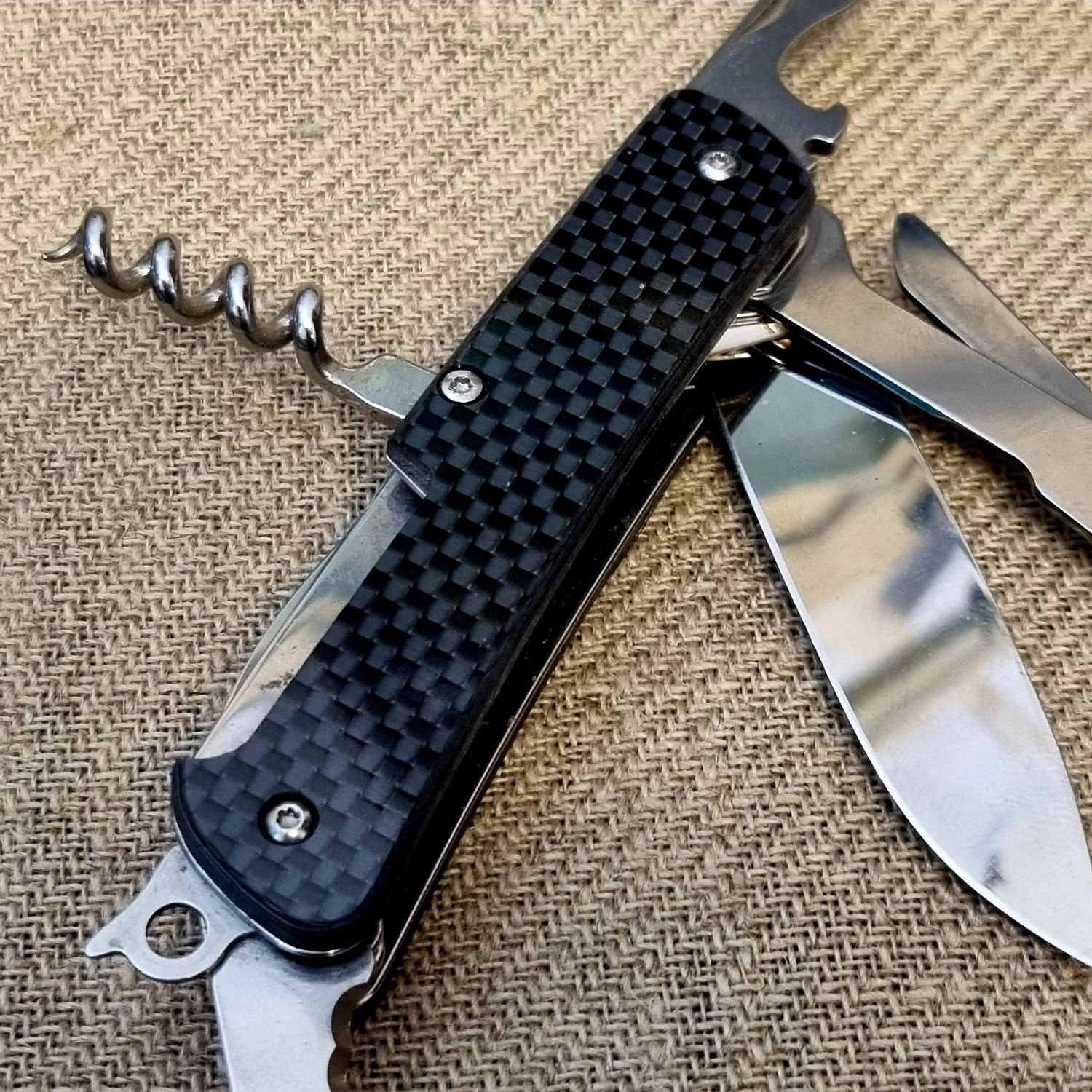 Tech Tool 2/3/4 Scales in 3.0mm Plain weave Carbon Fibre