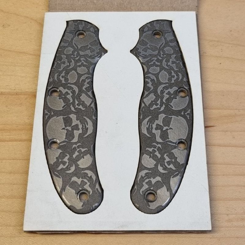 UKPK 4 pin Scales in 3mm Mill finish Titanium (Sculls Pattern)