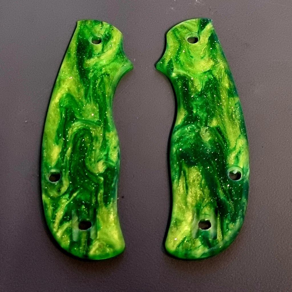 Urban Scales in 3mm Cast Acrylic (Jade Nebula) Urban Scales in 3mm Cast Acrylic (Jade Nebula)