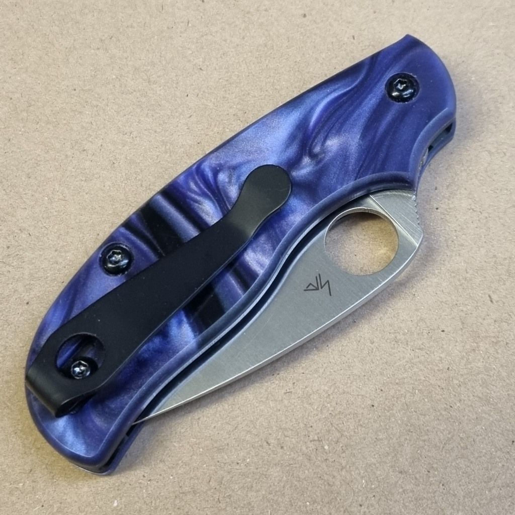 Urban Scales in 3.1mm Kirinite (Purple Haze) Urban Scales in 3.1mm Kirinite (Purple Haze)